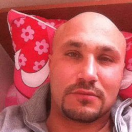 Oktay, 36, 