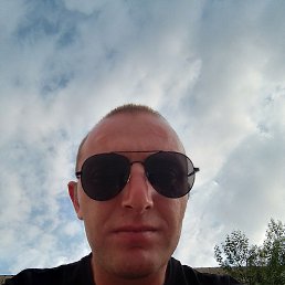Giga, , 35 