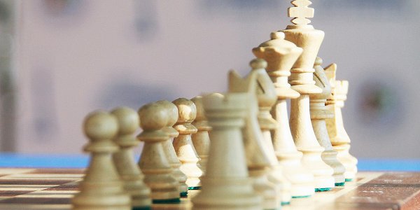 В центрах московского долголетия впервые пройдет общегородской турнир по шахматам.В финале ...