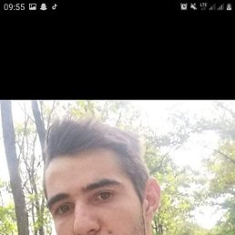 Zenek, 21, 