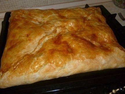 КУБИТЕ.Одно из самых вкусный блюд греческой кухни!1) слоеное тесто.2) курица. Курицу порезать на ...