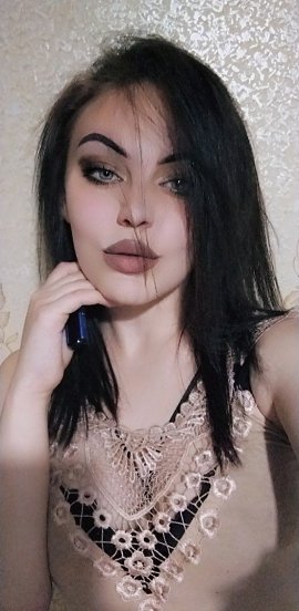 Anastasia, 21 , 