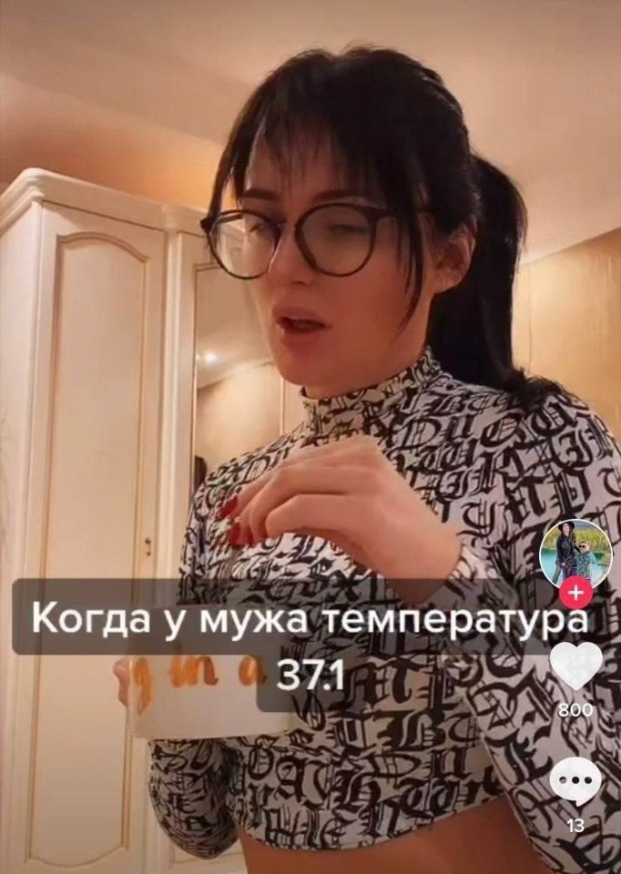      !) - 3