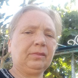 Lili, , 51 