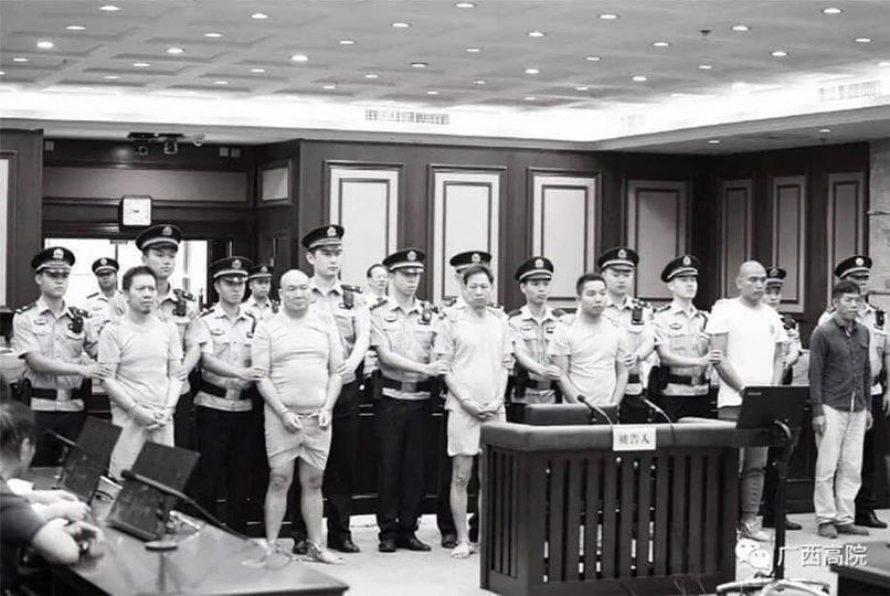 Китайский бизнесмен захотел убить своего конкурента и заказал киллера, но что-то пошло не по плану. ...