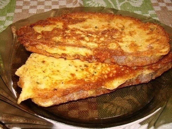 Гренки сырные.Предлагаем вам очень вкусные гренки.Хороши они и в горячем и холодном виде.Попробуйте. ...