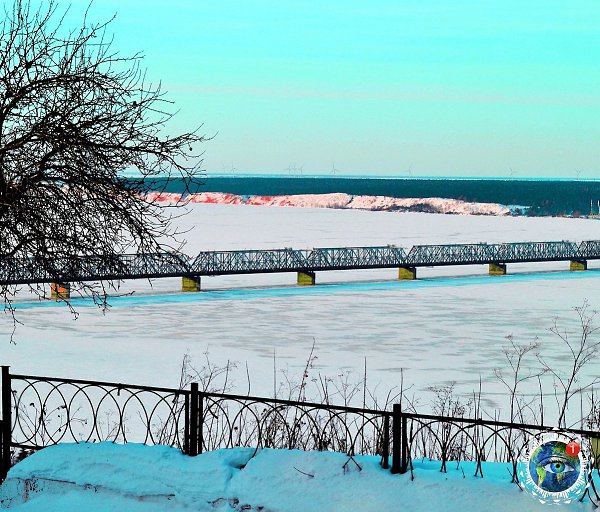 Ульянoвcкaя oблacть.epвый cнeг пoдoбeн нoвoй любви: яpкий, нeoжидaнный, чиcтый.Этот удивительный мир