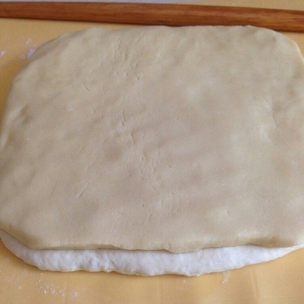 РОГАЛИКИ. .Очень вкусные, мягкие, рассыпчатые рогалики, просто тают во рту. Для теста 1: сметана - ... - 3