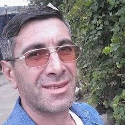 Arkadi, , 41 