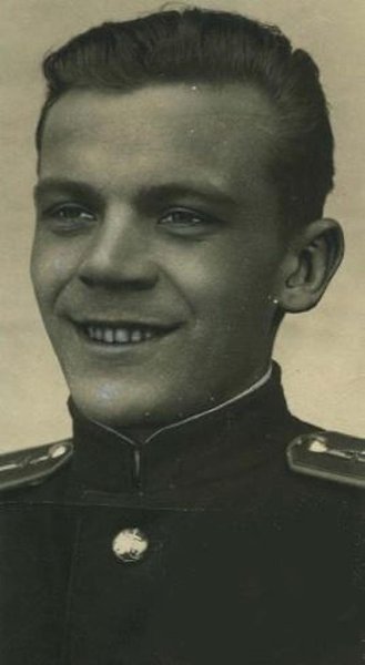 Стрелецкий Пётр Фёдорович.Командир звена 3-й Краснознаменной эскадрильи 1-го гвардейского ...