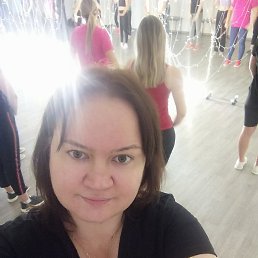 Anna, 42 , -