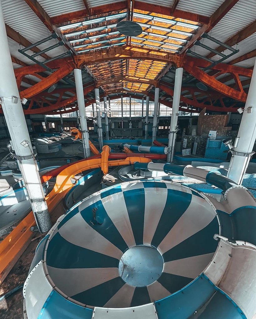 аквапарк санкт петербург самый большой