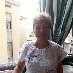 Halyna, 55, 