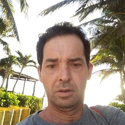 Jose, 52, 