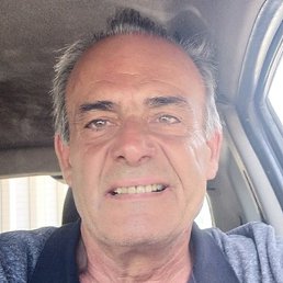 Stelios, , 70 