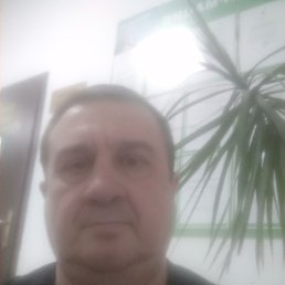Сергей, 51, Некрасовский