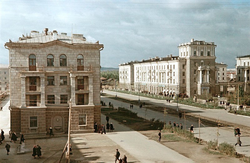 1950-е - Свердловская область - Нижний Тагил - Фото Семён Фридлянд.Архитектура СССР была ...