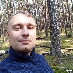 Emil, 38, 