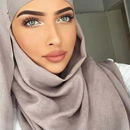 Habiba, 38, 