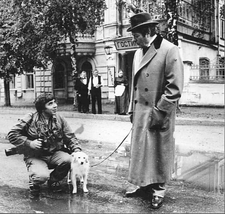Мы снимали картину, которая называлась «Очи черные». Она снималась и в Москве, и в Костроме, и в ...