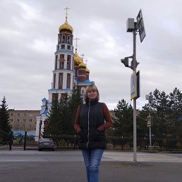 Yulia, 47, 