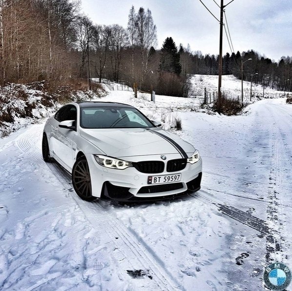 BMW F82 ///M4 - 3