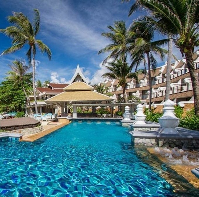 Woraburi Phuket Resort & Spa. .