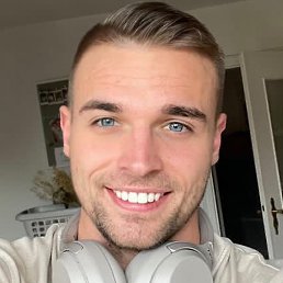Robert, �����������, 38 ���