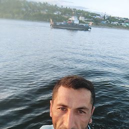 ������, ������, 32 ����