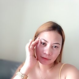 Meraluna, 33, 