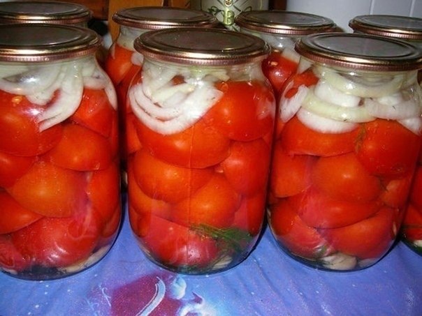 ПОМИДОРЫ, КОНСЕРВИРОВАННЫЕ ПОЛОВИНКАМИ. ОЧЕНЬ ВКУСНЫЕ!!! .НАДО НА 10 ЛИТРОВЫХ БАНОК: • Помидоры – ...