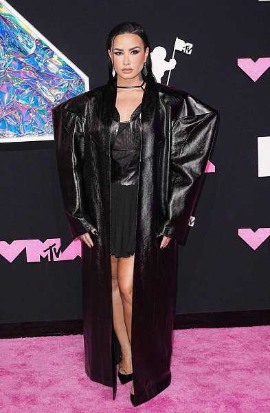    -     MTV Video Music Awards-2023.  ... - 4