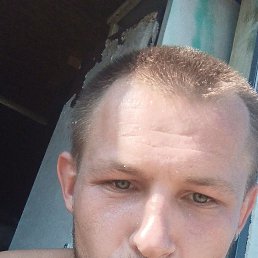 Wojciech, 24, 