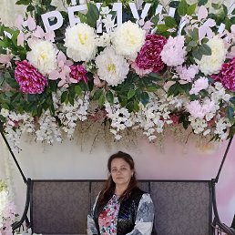 ELENA, 48, 