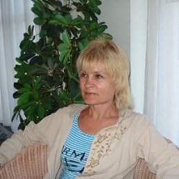Valentina, 60, 