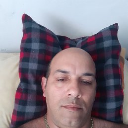 Reydel, 44, 