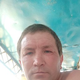 Геннадий, 41, Холмская