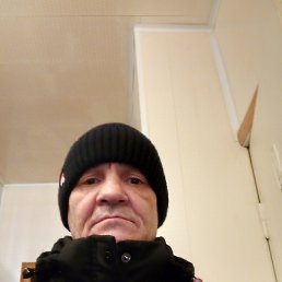 ALEKSE, 45, -