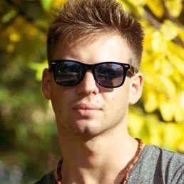 ����, ����, 32 ����