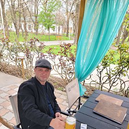 Pato, �����������, 44 ����