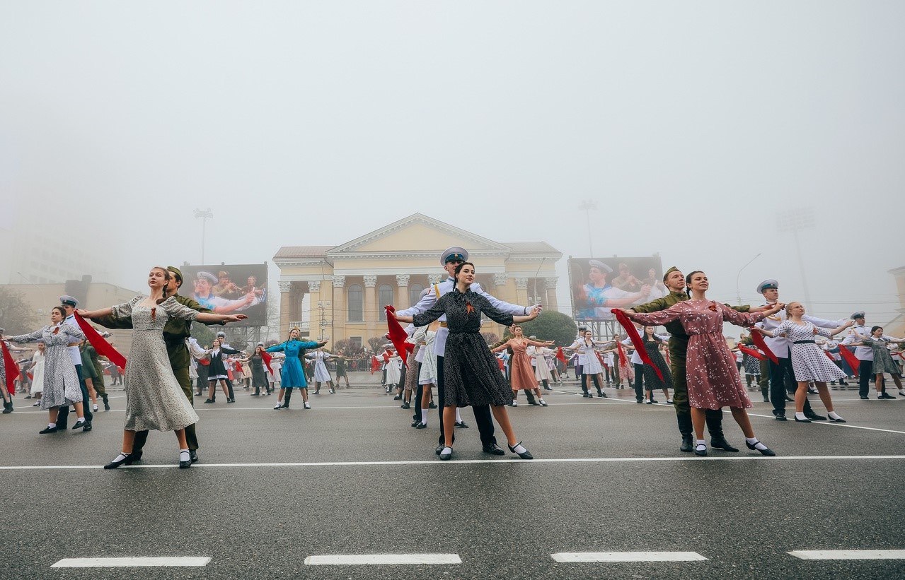 всех жителей Фотостраны и тех, для кого эти слова — не пустой звук, — с Днём Победы. С одним из ...