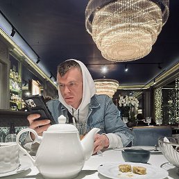 ������, ������, 32 ����