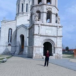 Edmon, ������, 44 ����