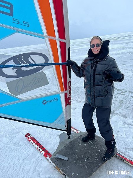 Елена Летучая слетала в Арктику и очень круто отдохнула! Она познакомилась с местными хаски, ... - 3