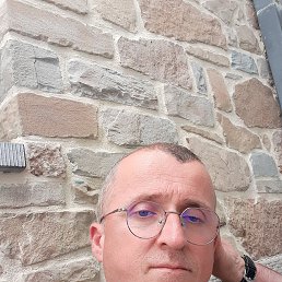 Gazmend, 38, 