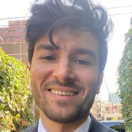 Adam, ������, 32 ����