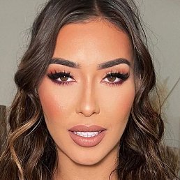 Cherise Sandra, �������, 32 ����