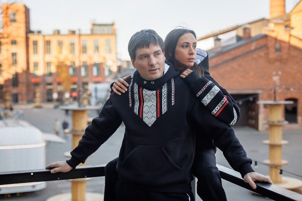 Поздравляем наших дорогих женщин с великолепным праздником 8 марта!!!И дарим скидку 30 % на все ... - 8
