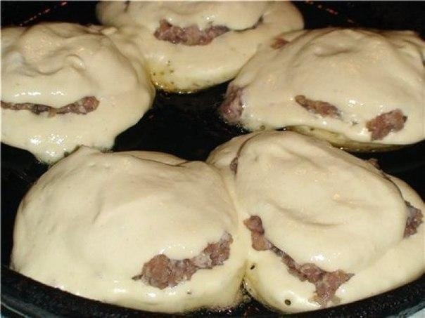 Ленивые беляши. Ингредиенты: Для теста: - 2 стакана кефира - 0,5 ч. ложки соды - 0,5 ч. ложки соли - ... - 3