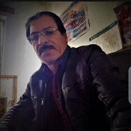 Kadeer, ������, 62 ����